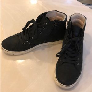 Ugg Hightops